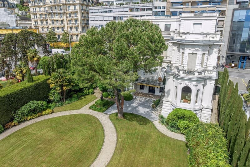 Proprietà esclusiva "Pieds dans l'eau" nel cuore di Montreux (1)