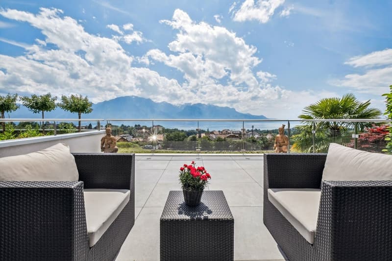 Belle villa avec vue imprenable sur le lac (3)