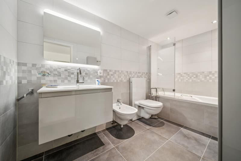 Magnificent duplex apartment of villa type (13)