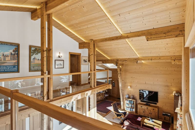 EXKLUSIVITÄT - UNTYPISCHES CHALET - ZENTRUM DES DORFES auf 2000 m2 Grundstück (7)