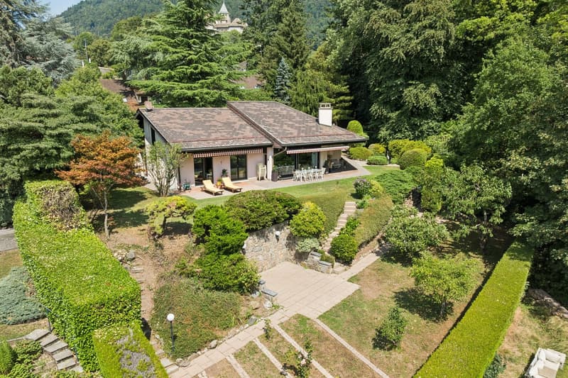 Traumhaftes Einzelhaus mit Seeblick (1)