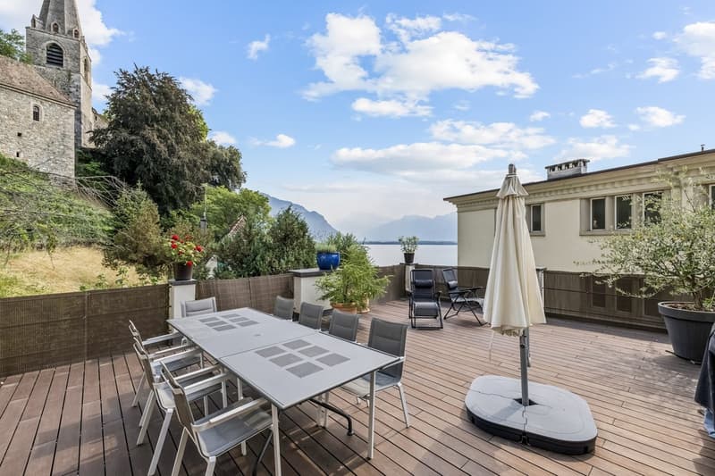 4.5 pièces de caractère avec terrasse et vue lac (2)