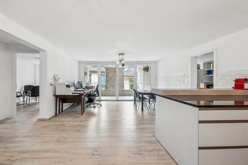 A visiter ! Charmant appartement de 4 1/2 pièces au coeur de Blonay. (2)