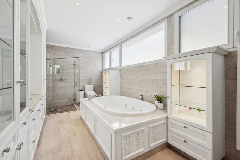 Propriété Unique avec vue panoramique, exclusivité Sotheby's ! (12)