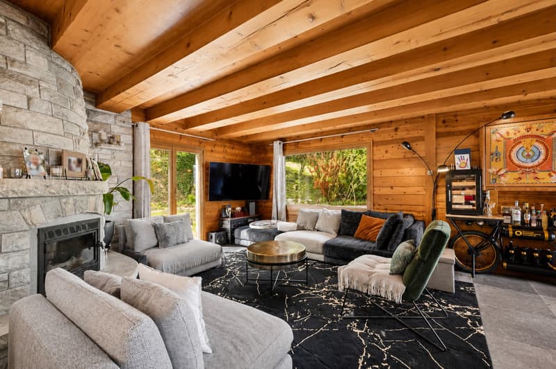 Magnifique chalet rénové avec une vue exceptionnelle (2)