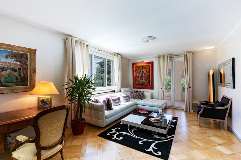 Magnifique propriété de 8.5 pièces avec grande terrasse et jardin (3)