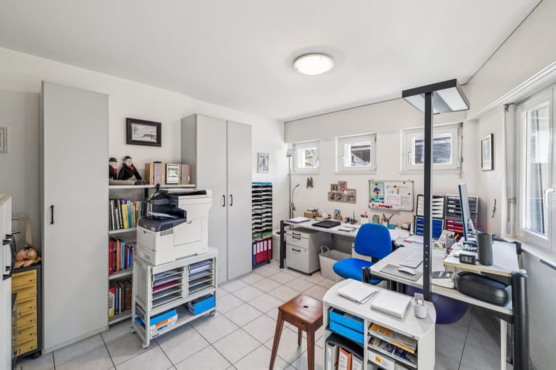 Individual villa with pool and independent studio (11)
