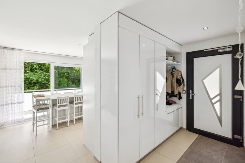 Residential property with 2 apartments in Charrat (10)