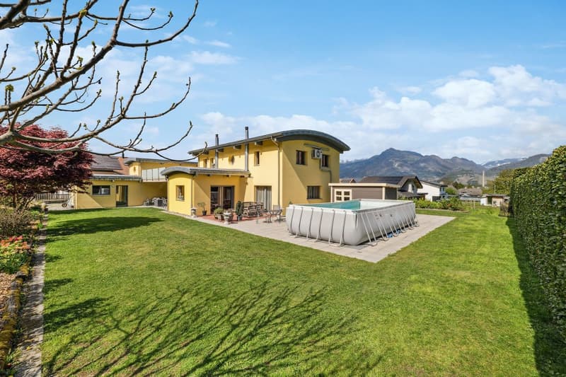 Villa contemporaine avec annexe à Collombey-Muraz (1)