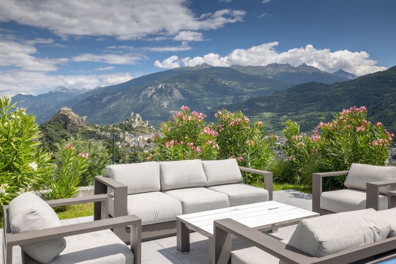 Villa contemporanea prestigiosa con rooftop (2)