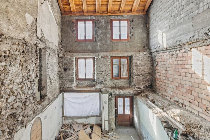 Charming village house to renovate. An authentic project! (3)