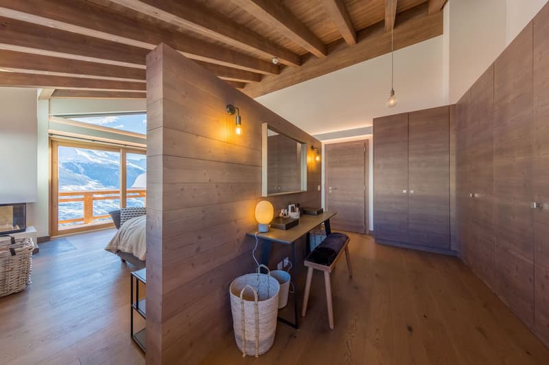 Luxury Chalet - An exceptional property at the gates of the 4 Valleys (3)