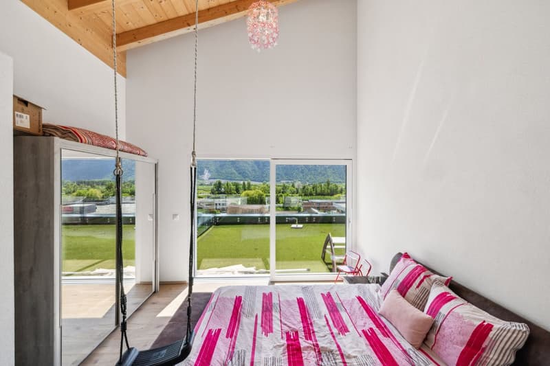 Unique! High-standard villa with independent apartment and idyllic view (8)