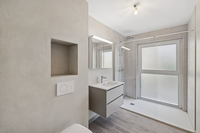 Appartement neuf de 2.5 pièces avec grand jardin et terrasses (13)