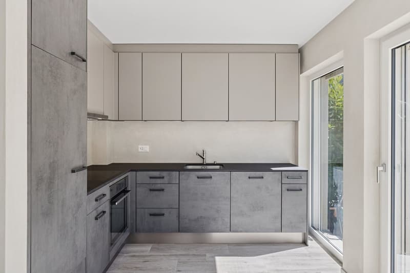 Neue 2.5-Zimmer-Wohnung mit großem Garten und Terrassen (10)