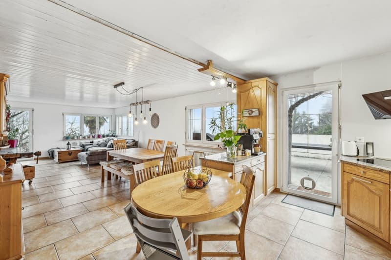 Family house with large plot in St.-Triphon (1)