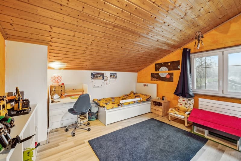 Family house with large plot in St.-Triphon (11)