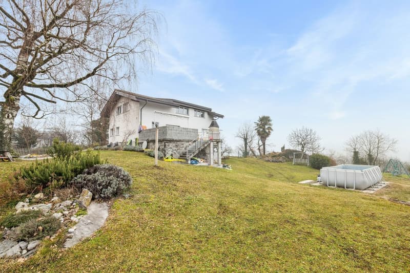 Family house with large plot in St.-Triphon (13)