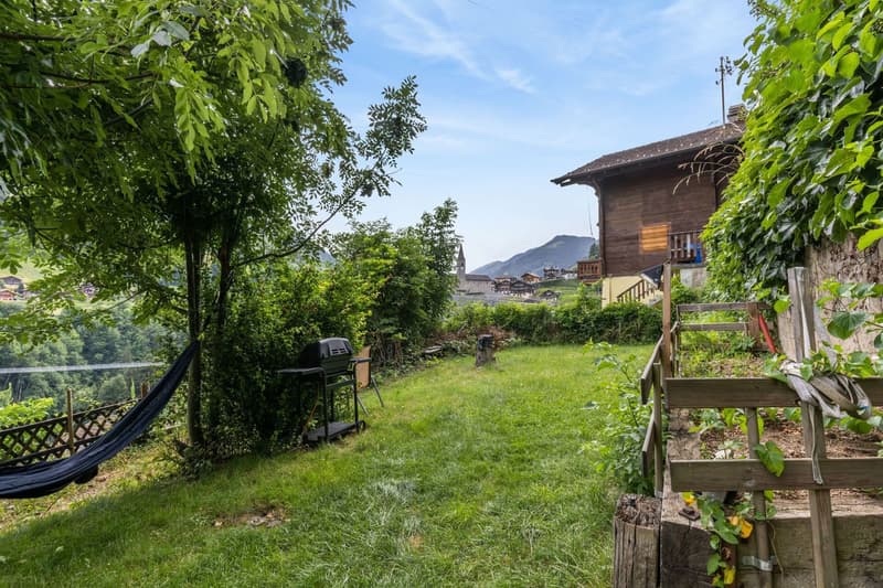 Rental chalet with 3 apartments - 5.6% gross yield (13)