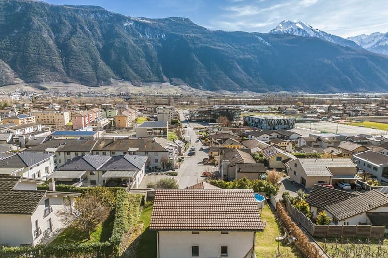 Villa spacieuse en dominance sur le village ! (1)