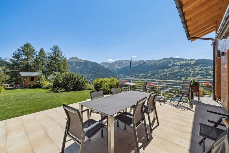 Contemporary chalet with panoramic views - Main residence (3)
