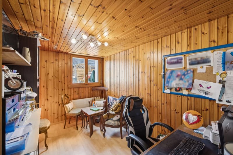 Individual villa with 6.5 rooms to refresh, beautiful potential! (5)