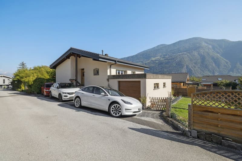 Einzelvilla mit 6,5 Zimmern zum Renovieren, großes Potenzial! (10)