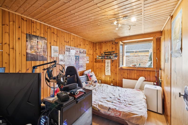 Individual villa with 6.5 rooms to refresh, beautiful potential! (8)