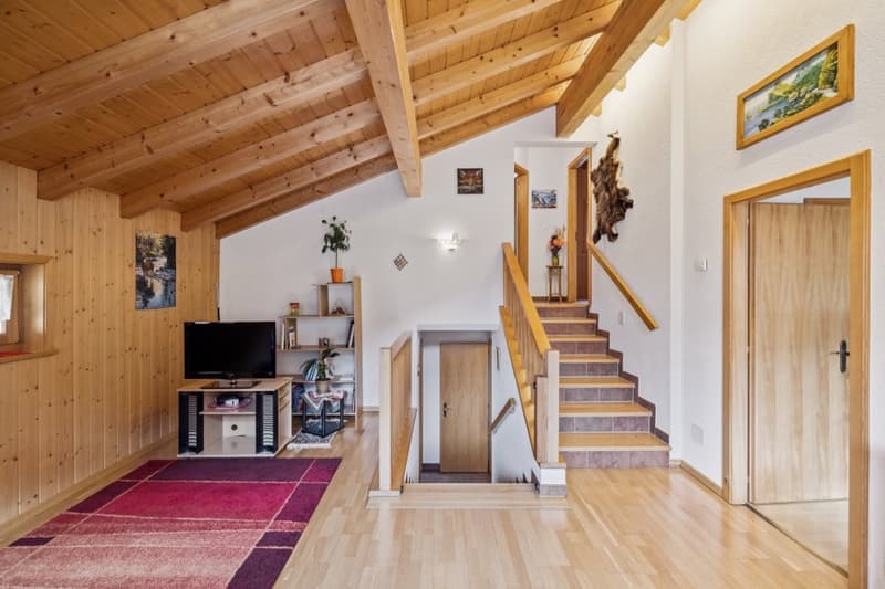 Rare property: chalet with no direct neighbors in Val d'Anniviers (11)