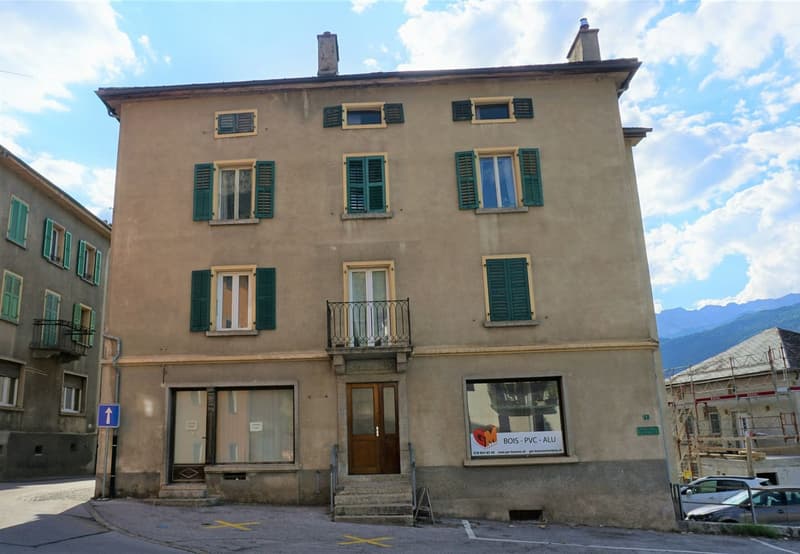 Charmant appartement de 2.5 pièces rénové proche de Sierre (1)