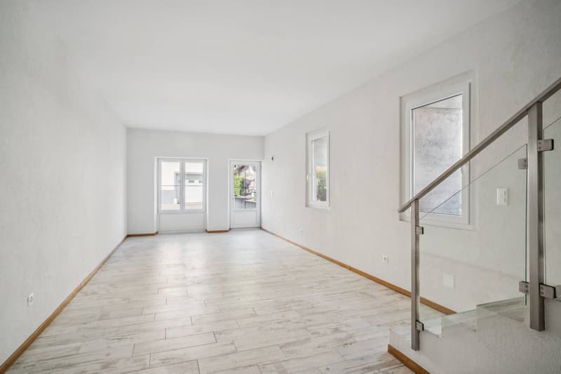 Duplex of 4.5 rooms with character in small PPE (1)