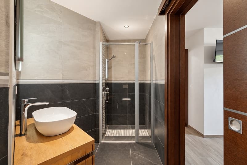 Modern apartment, in the heart of the village (6)