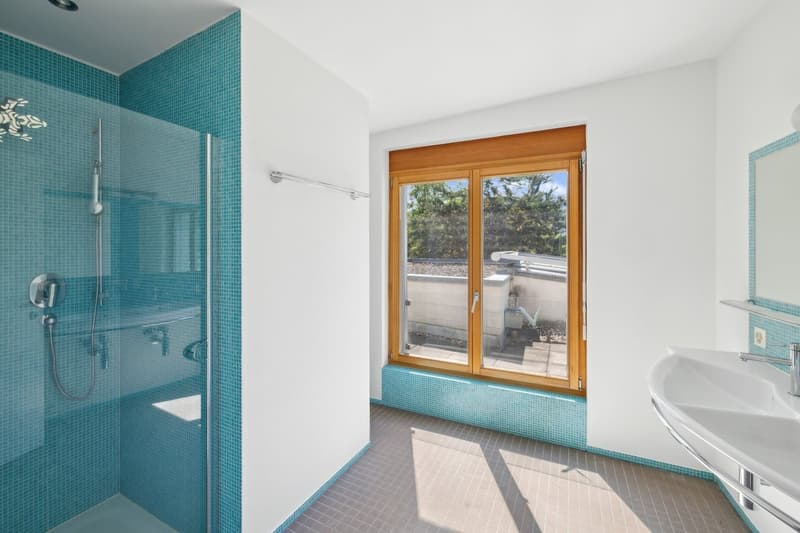 Exclusive villa with pool, spacious rooms and idyllic setting (9)