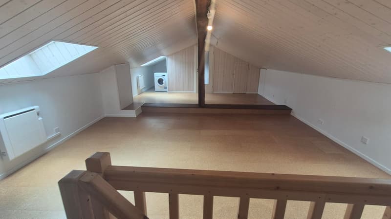 Maison villageoise de deux appartements. (5)