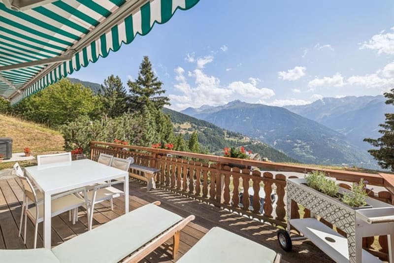 Chalet de charme avec espace bien-être et vue spectaculaire (3)