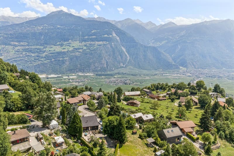 Villa jumelée dans un cadre verdoyant. (3)