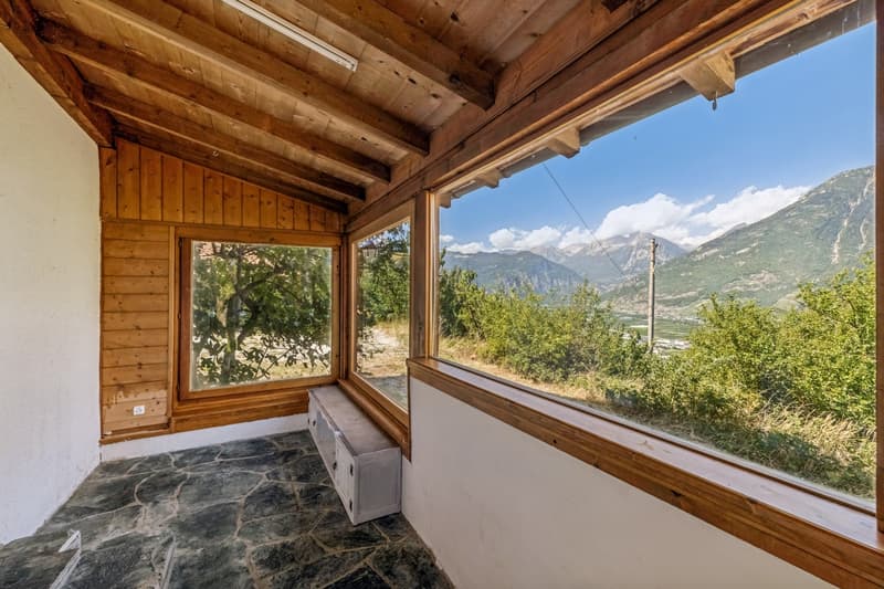 Maison de caractère dans un environnement naturel avec vue dégagée (3)