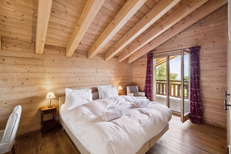 Chalet individuel très spacieux. (7)