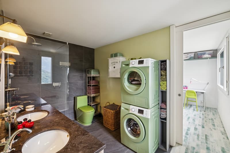 Belle villa individuelle avec un joli jardin (11)