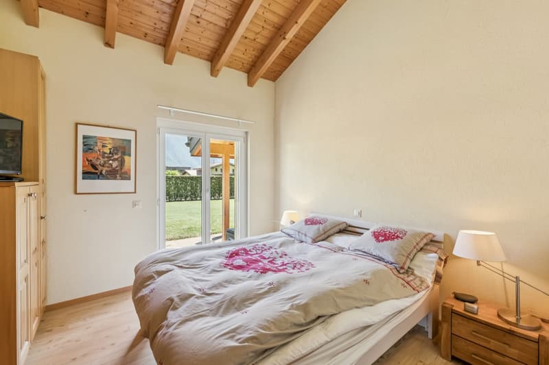 Villa individuelle avec vaste terrain dans un environnement calme (5)