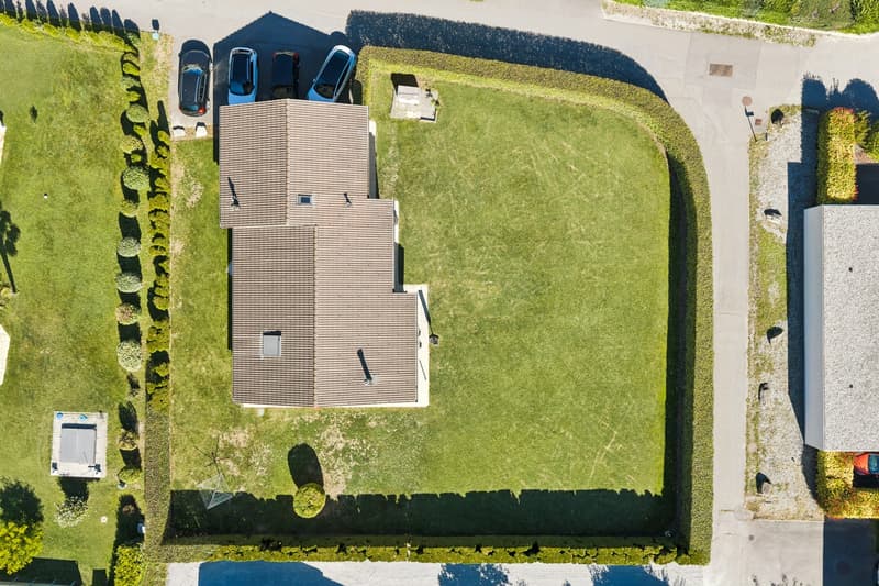 Villa individuelle avec vaste terrain dans un environnement calme (13)