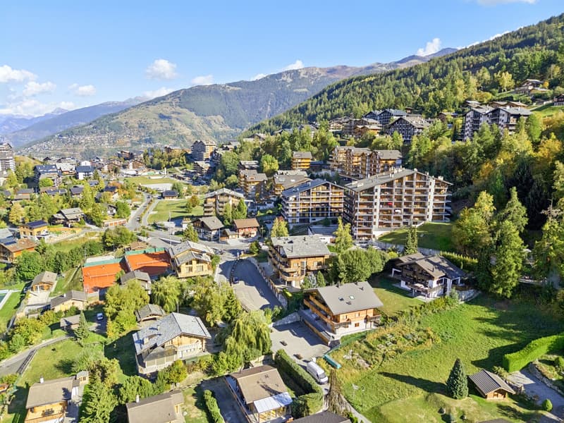 Au coeur de la station, un chalet d'exception. (2)