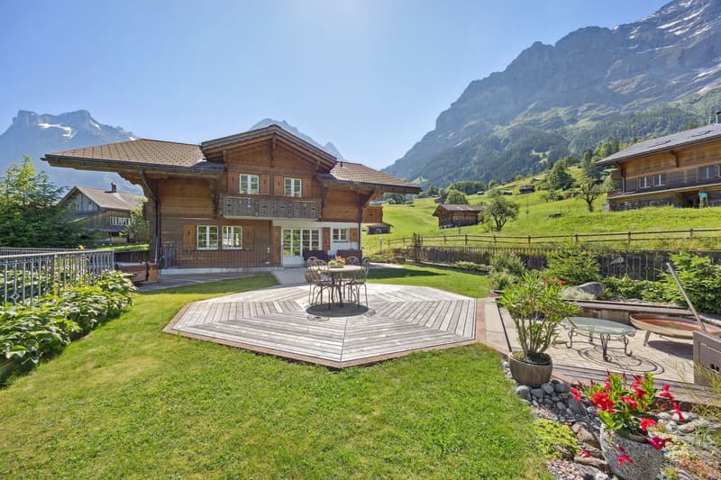 Magnifique chalet d'exception avec vue panoramique sur les montagnes (1)