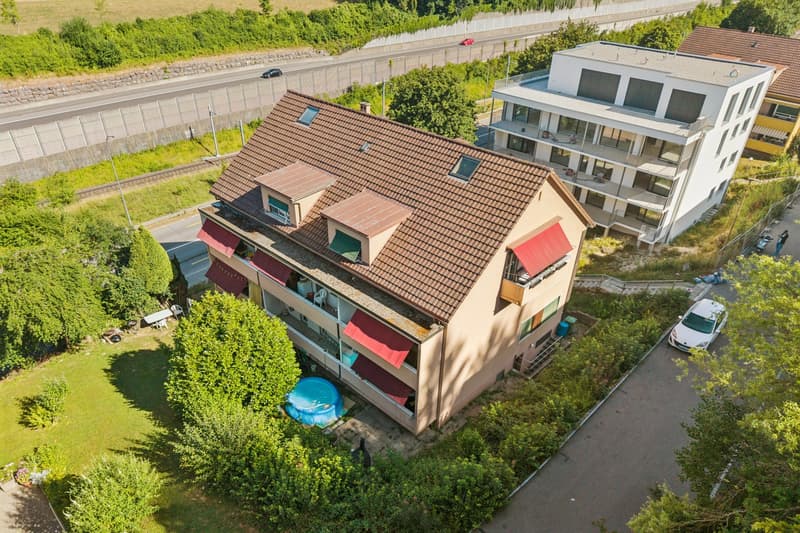 Immeuble de rendement de 8 logements entièrement loué, offrant un rend (11)