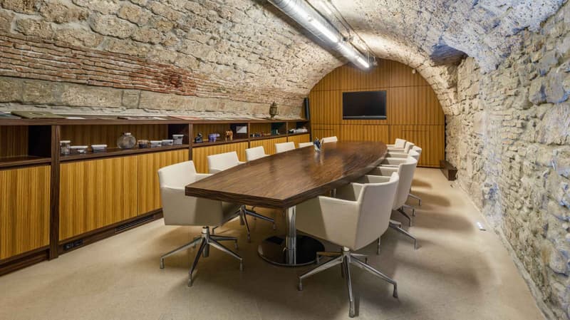 Souplex en excellent état situé dans un immeuble du XVIIIe siècle (4)