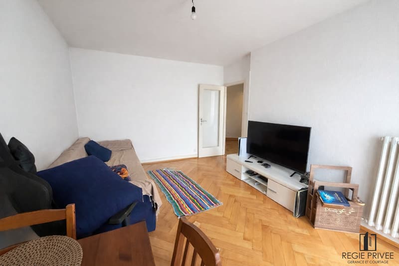 Appartamento di due locali con balcone (6)