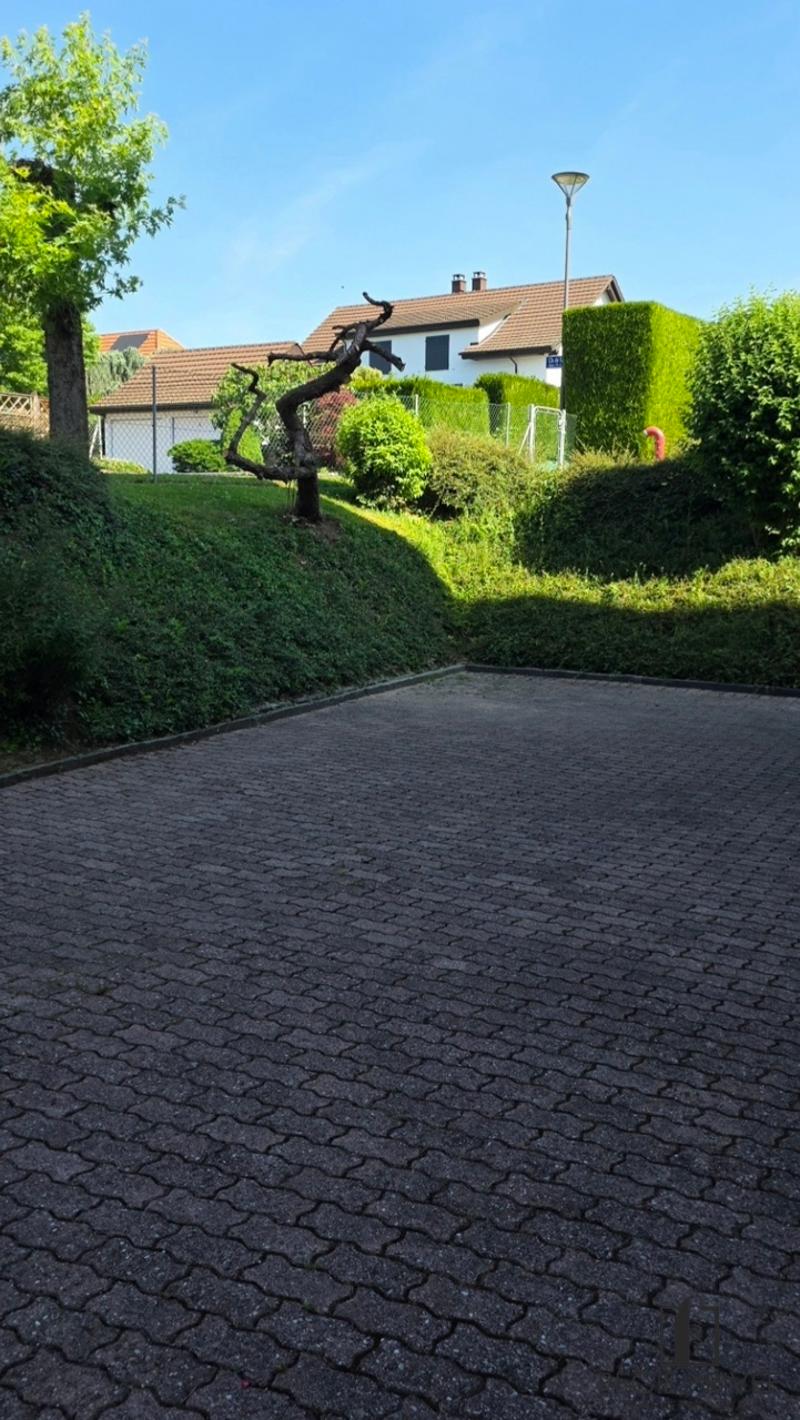 Dégagement entrée immeuble
