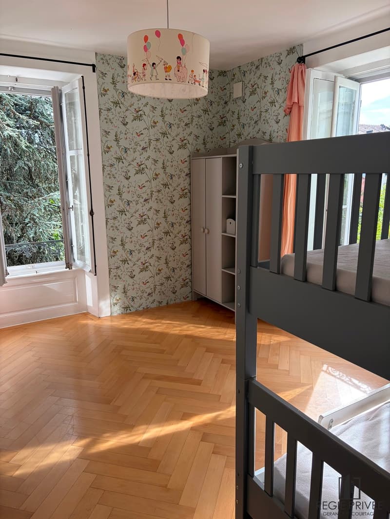 Prächtiges Dreifamilienhaus mit großem Garten im Zentrum von Lausanne (7)