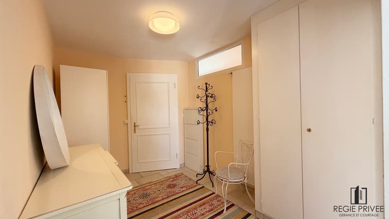 2.5-room apartment, furnished with lake view (11)