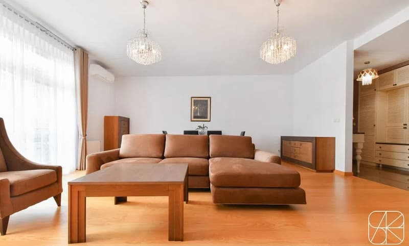Charmant appartement 2.5 pièces avec balcon à Zürich 8006 (11)